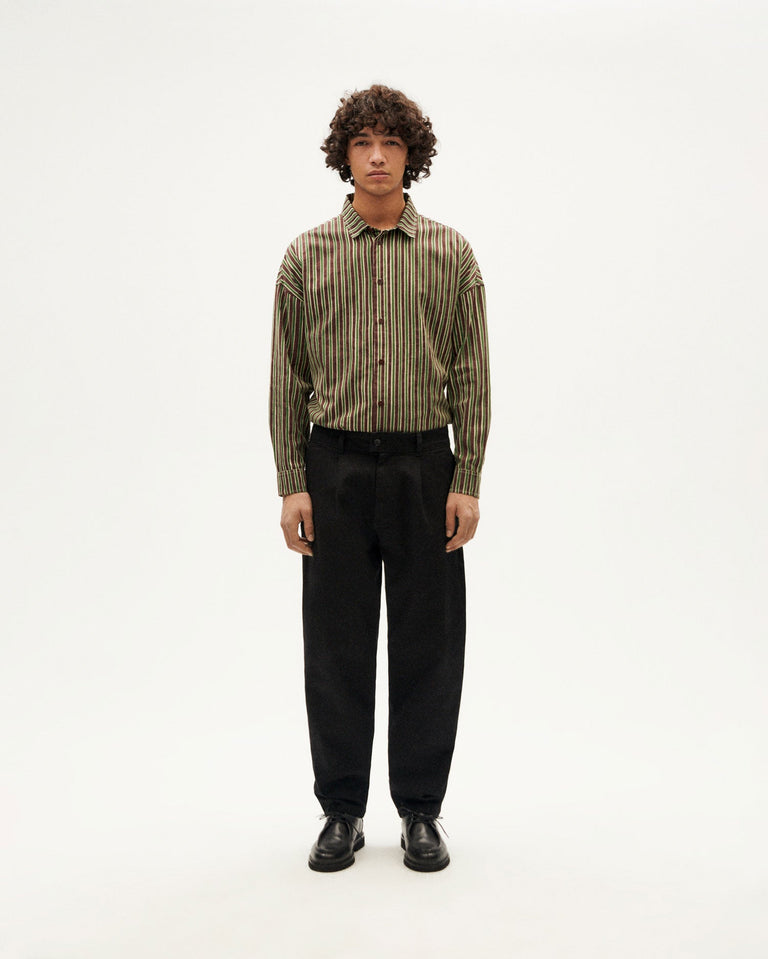 Pantalón negro Wotan sostenible-3