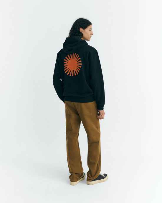 Hoodie negro sol naranja espalda Simon sostenible - 4