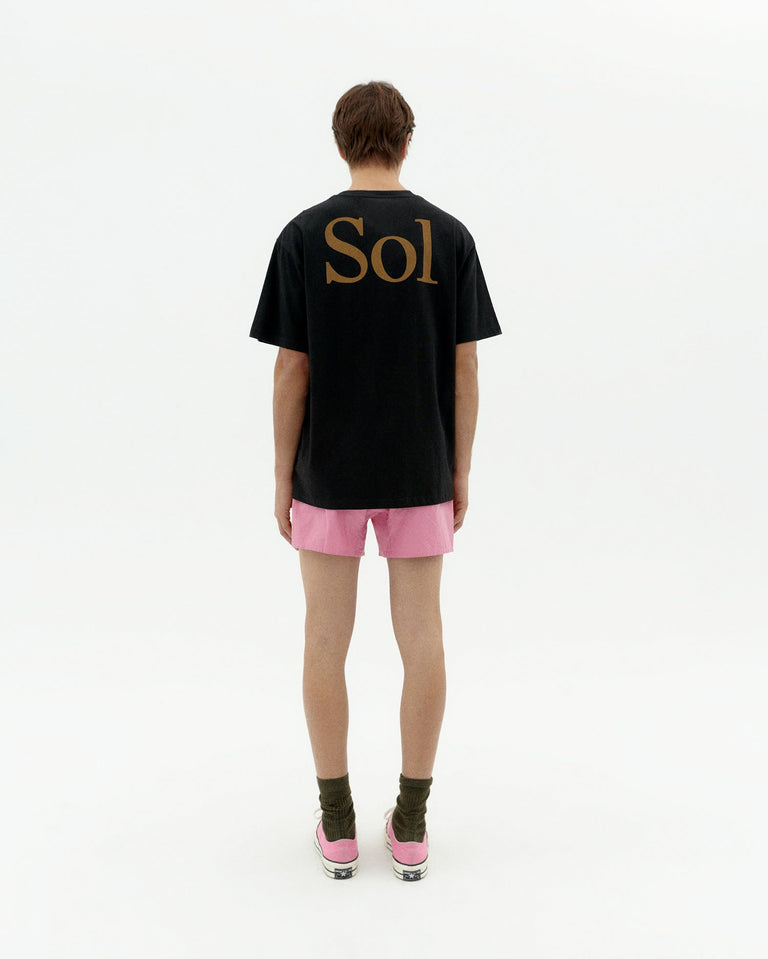 Camiseta negra sol type crudo Aaron sostenible-5