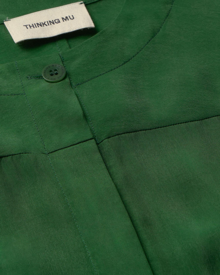 Blusa verde cupro Briana sostenible-silueta-2