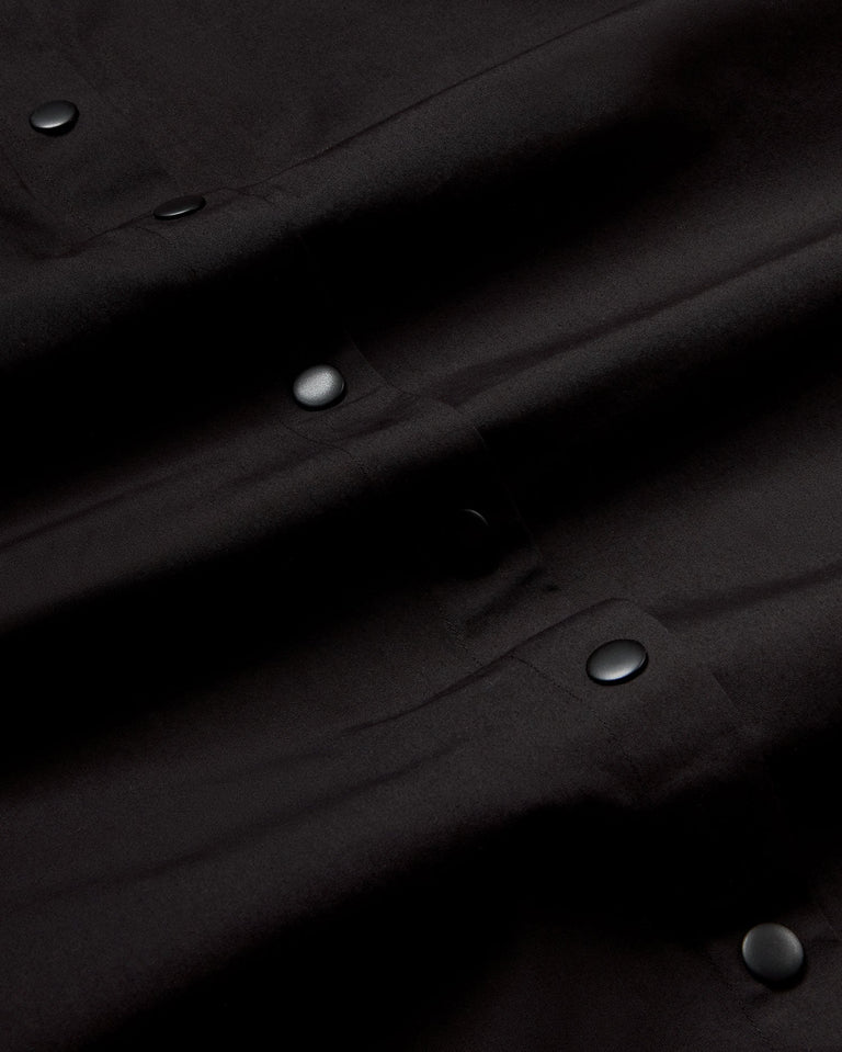 Gabardina negro Kusama sostenible - silueta 5