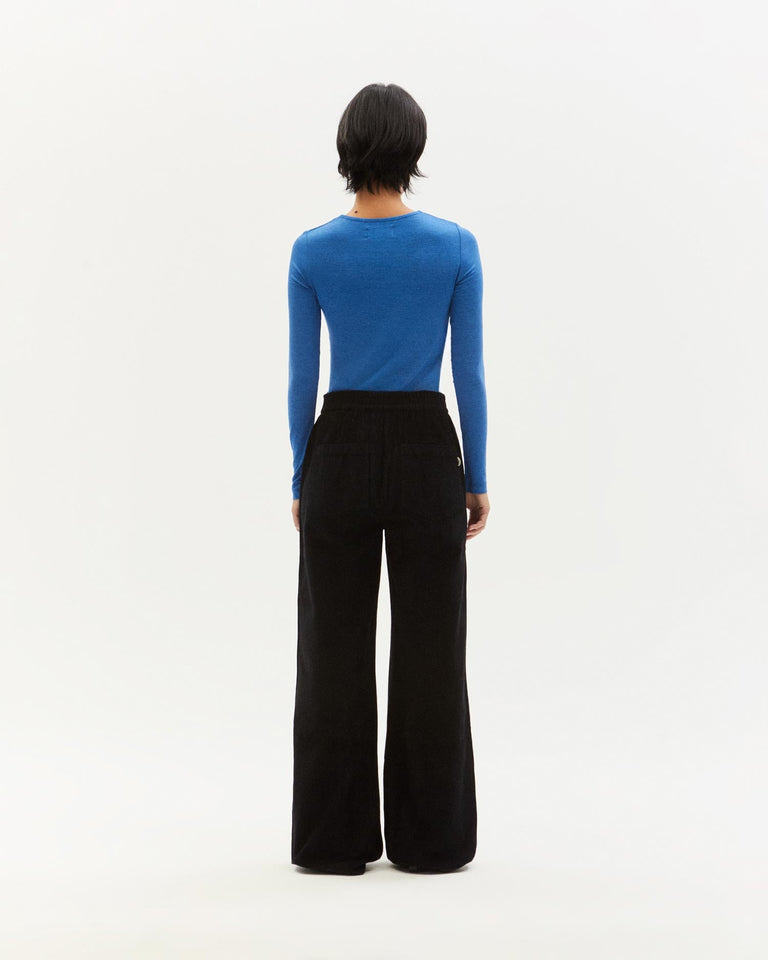 Pantalón negro pana Manolita sostenible-4