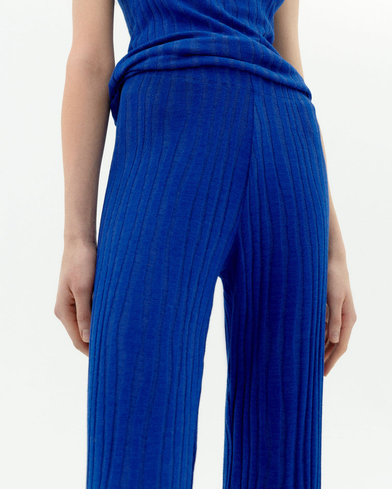 Pantalón azul Naia sostenible-3