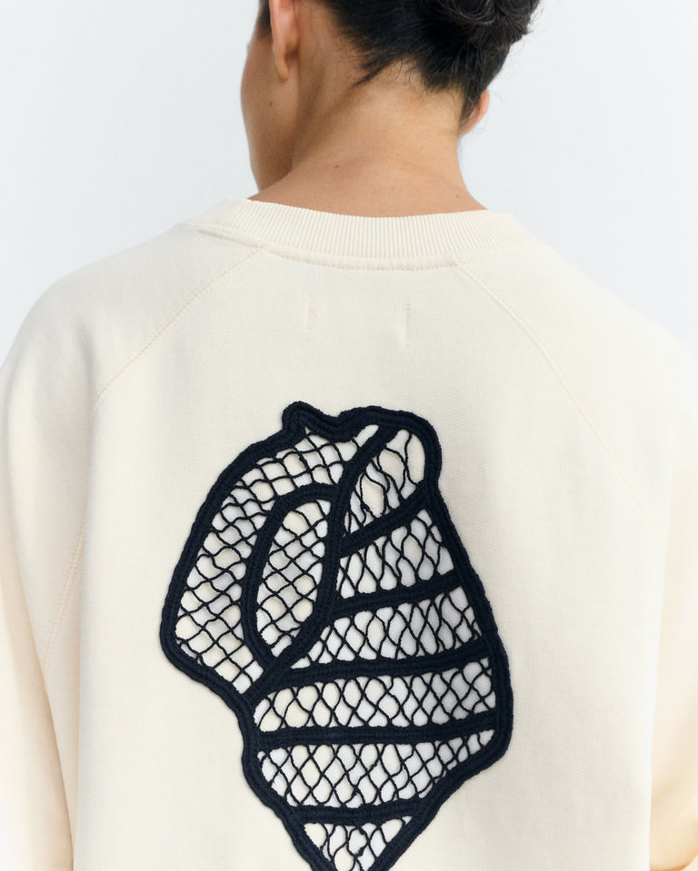 Sudadera bordada a mano shell Bonnie sostenible - 4