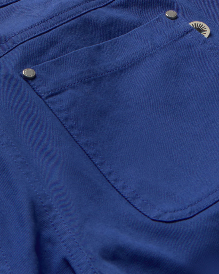 Short azul Tracey sostenible- silueta 2