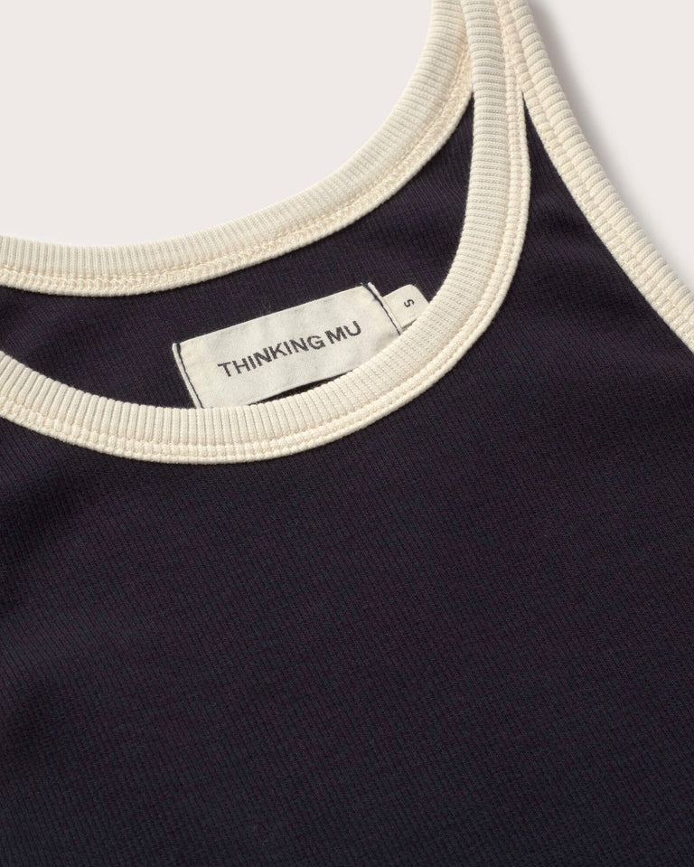 Top halter navy contraste blanco Harriet sostenible silueta - 2