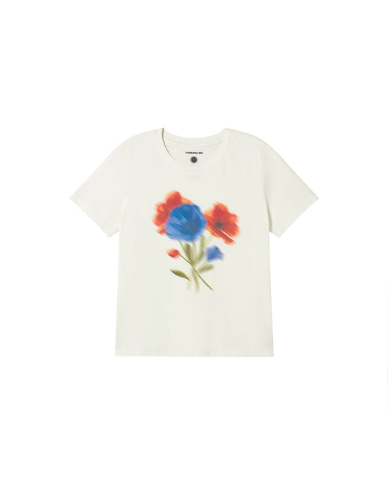Camiseta blanca blurry flower Ida sostenible - silueta 1