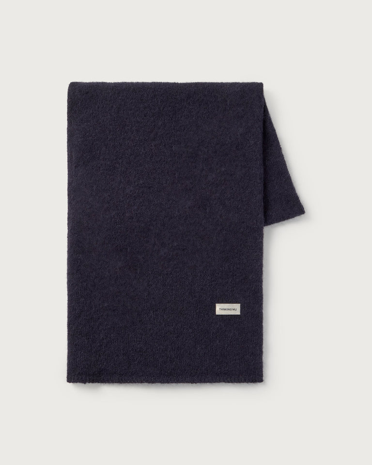 Bufanda azul lana alpaca Lauren sostenible-silueta 1